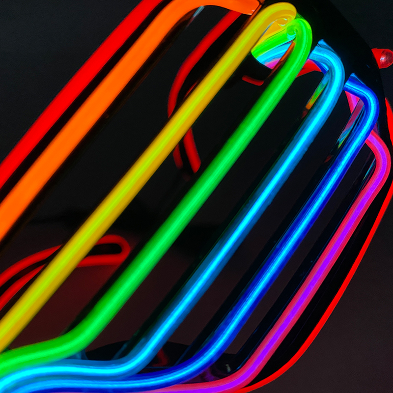 الفلورسنت الملونة متوهجة نظارا - مراجعة Glow In The Dark Party Glasses وسعره